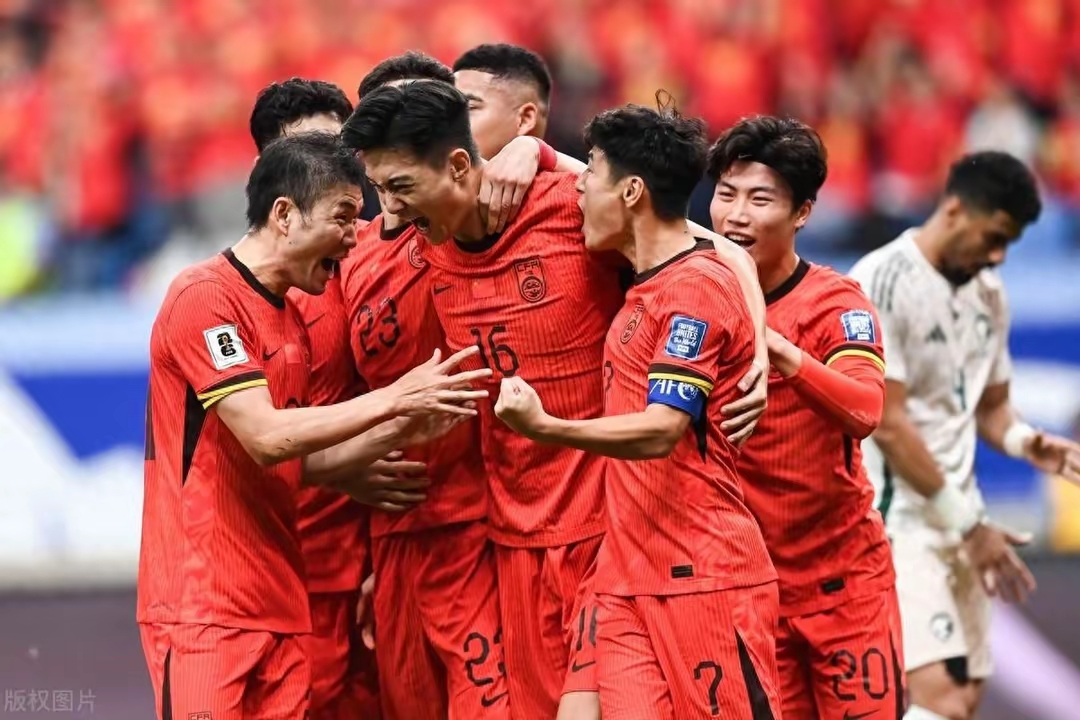 国内足球豪门争霸，实力强弱较量