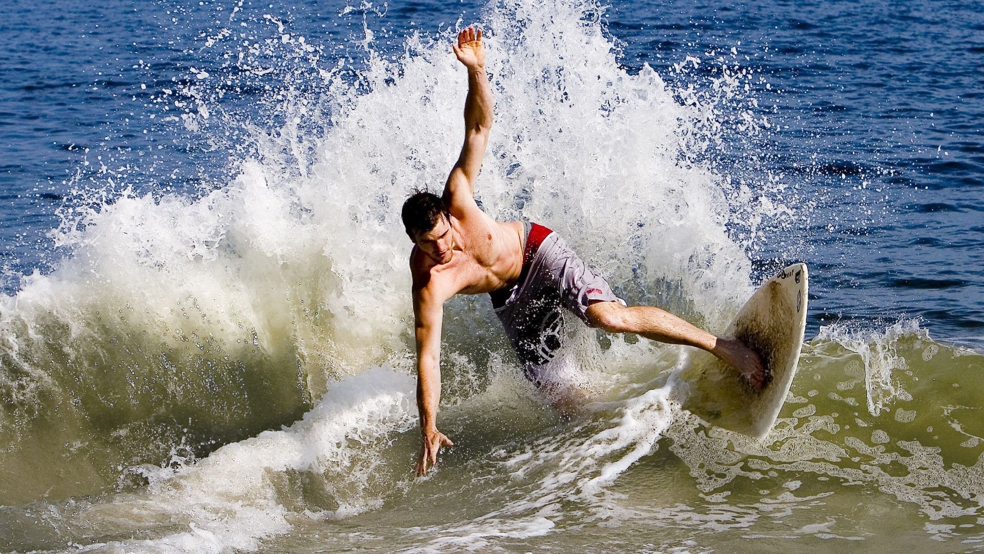 火箭决胜局带走76人，约基奇用实力证明自己，当团队协作遇上个人英雄主义